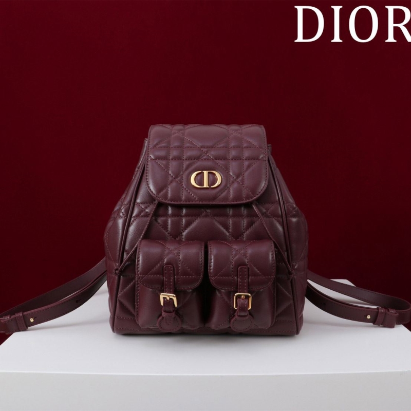 D*or backpacks